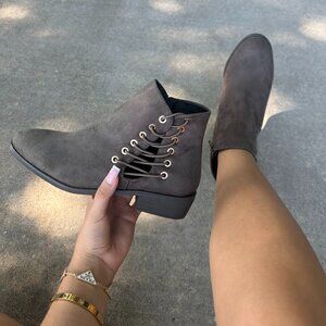 NEW LILIANA ANKLE BOOTS with a small heel